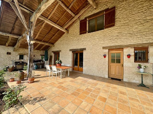 Vente Maison 9 pièces 310 m2 Hautefage la Tour
