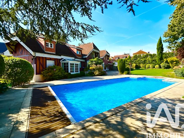 Vente Maison 9 pièces 313 m2 Saint Fargeau Ponthierry