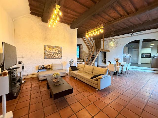 Vente Maison 9 pièces 325 m2 Ortaffa