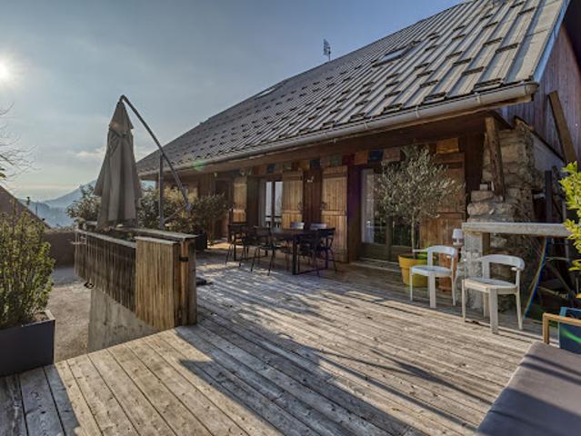 Vente Maison 9 pièces 323 m2 Dingy Saint Clair