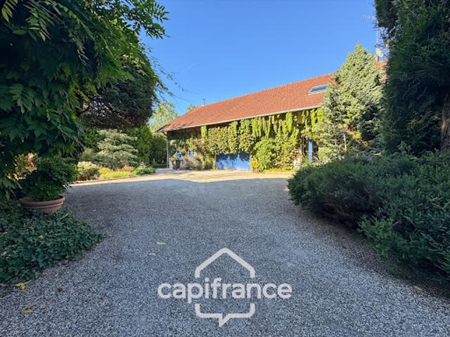Vente Maison 9 pièces 323 m2 Saint marcel