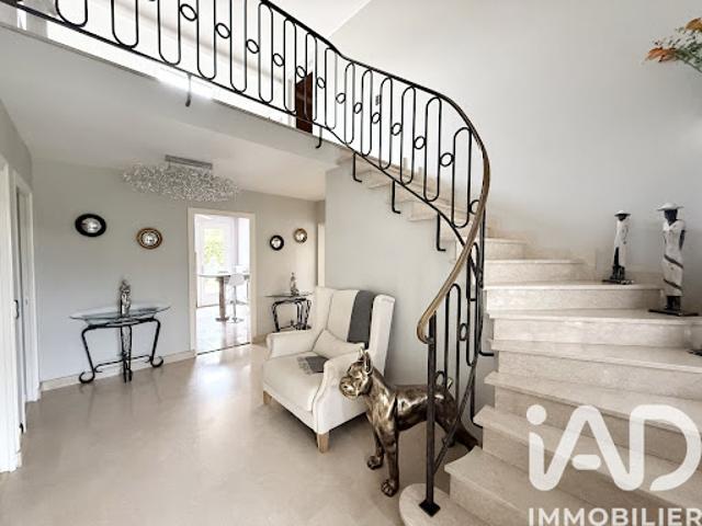Vente Maison 9 pièces 323 m2 Ville Saint Jacques