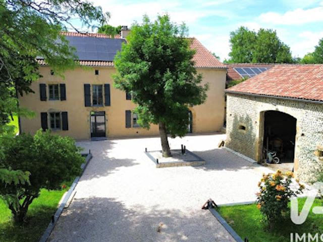 Vente Maison 9 pièces 339 m2 Izotges