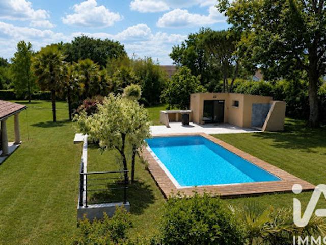 Vente Maison 9 pièces 339 m2 Izotges