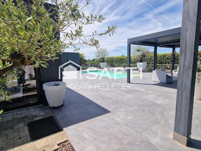 Vente Maison 9 pièces 330 m2 Saint Vit