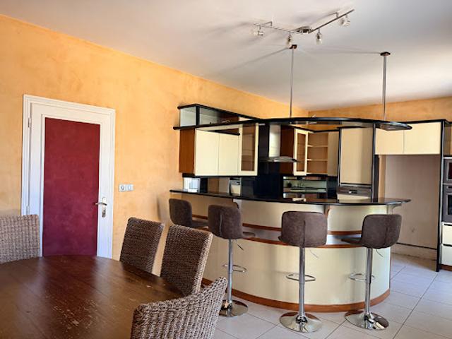Vente Maison 9 pièces 332 m2 Varennes Vauzelles
