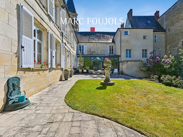 Vente Maison 9 pièces 345 m2 Clermont