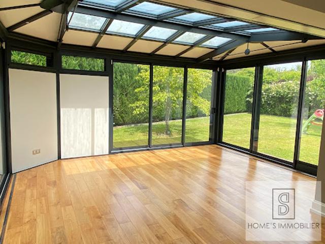 Vente Maison 9 pièces 348 m2 Magny le Hongre