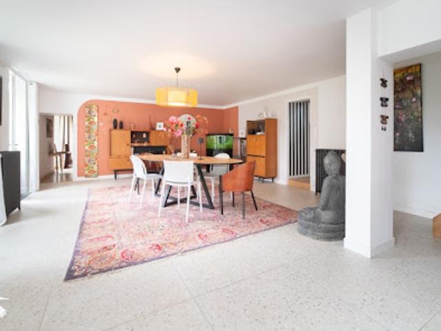 Vente Maison 9 pièces 354 m2 Montendre