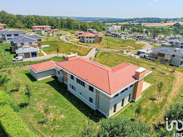 Vente Maison 9 pièces 355 m2 Magny le Hongre