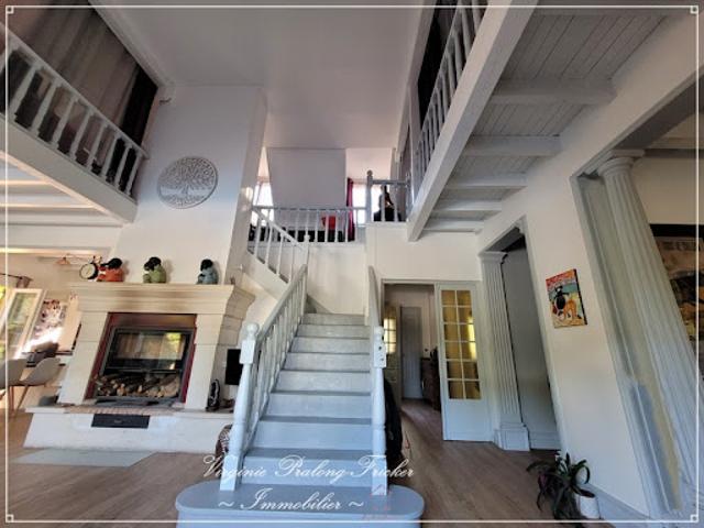 Vente Maison 9 pièces 350 m2 Galgon