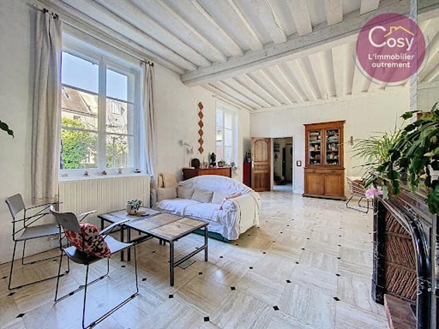 Vente Maison 9 pièces 353 m2 Soissons