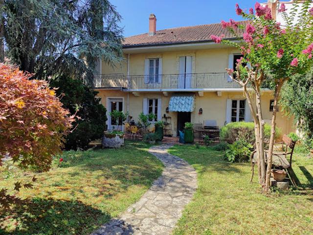 Vente Maison 9 pièces 360 m2 Condom