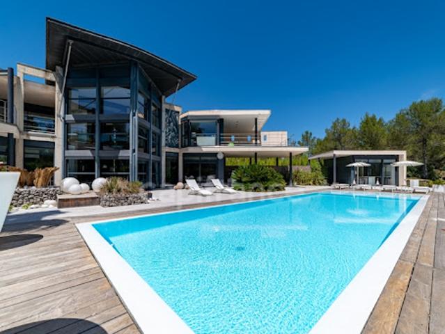 Vente Maison 9 pièces 375 m2 Saint Gély du Fesc