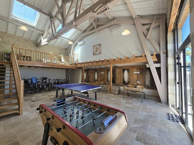 Vente Maison 9 pièces 371 m2 Montpeyroux