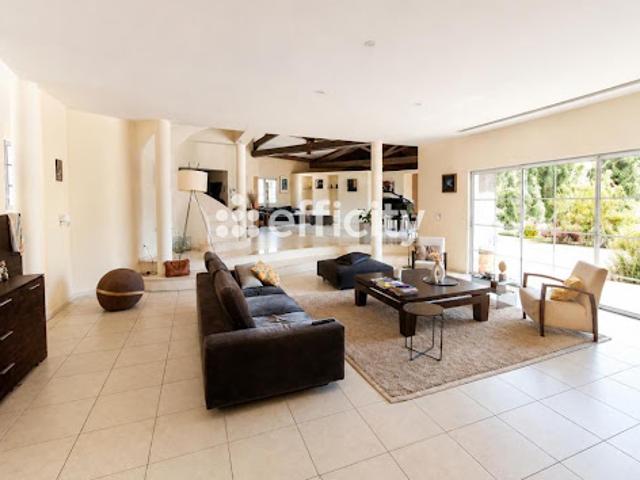 Vente Maison 9 pièces 380 m2 Carcassonne