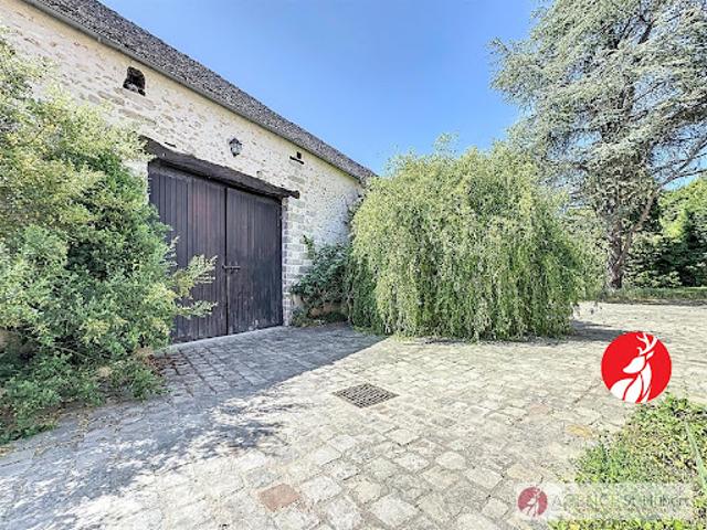 Vente Maison 9 pièces 383 m2 Fontainebleau
