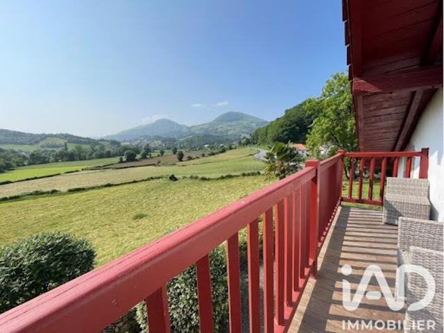 Vente Maison 9 pièces 394 m2 Saint Etienne de Baïgorry