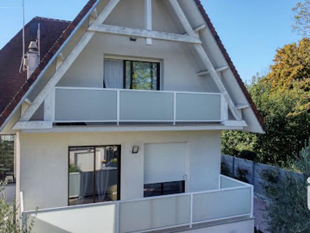 Vente Maison 9 pièces 400 m2 Vaujours