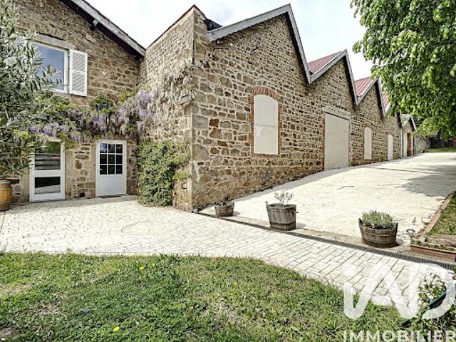 Vente Maison 9 pièces 400 m2 Véranne