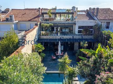 Vente Maison 9 pièces 450 m2 Bordeaux