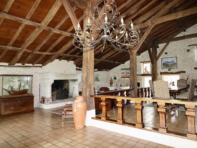 Vente Maison 9 pièces 460 m2 Berneuil