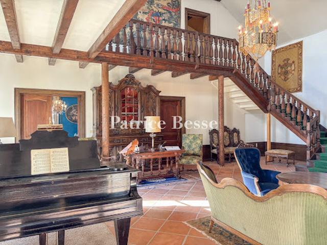 Vente Maison 9 pièces 503 m2 Gap