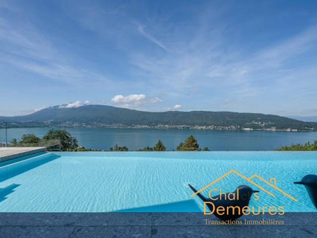 Vente Maison 9 pièces 600 m2 Veyrier du Lac