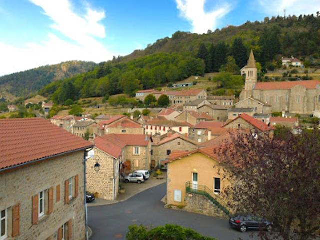 Vente Maison 9 pièces 77 m2 Rochepaule
