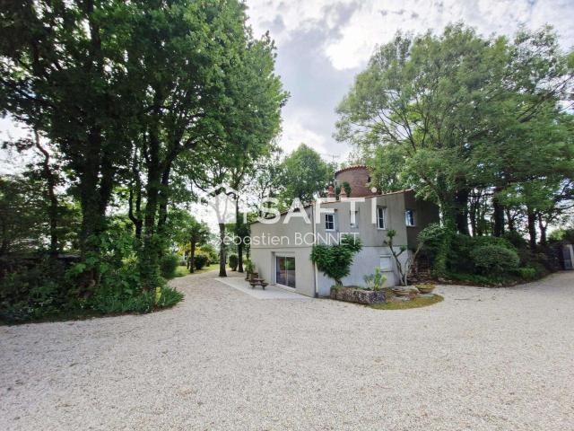 Vente maison 9 pièces Château Guibert 85