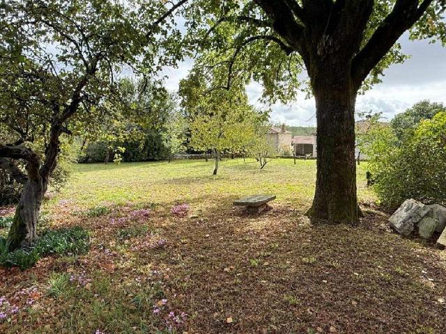 Vente maison 9 pièces Aunac 16