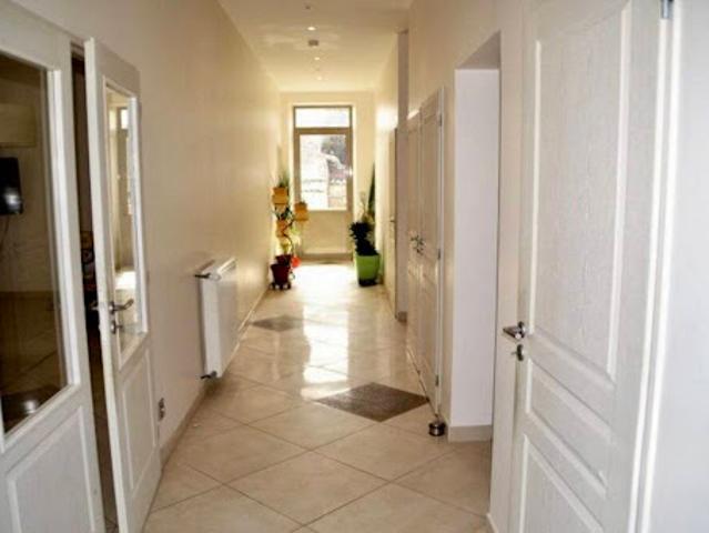 Vente Maison 9 pièces 256 m2 Jonzac