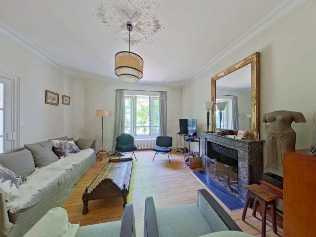 Vente maison 9 pièces Nantes Centre Ville 44
