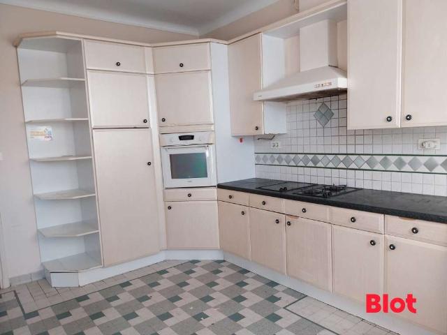 Vente maison 9 pièces Nantes Rond Point de Paris Blanche de Castille 44