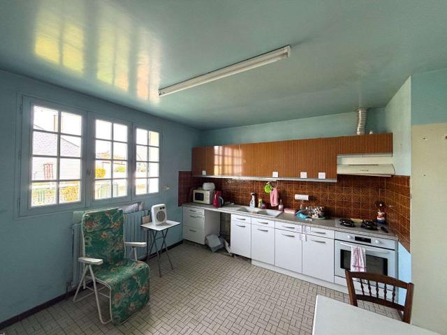 Vente maison 9 pièces Sablé Sur Sarthe Rocade Chartrie 72