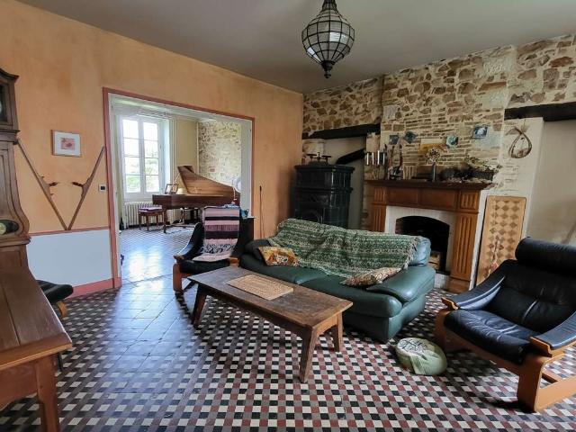 Vente maison 9 pièces Saint Mars la Jaille 44