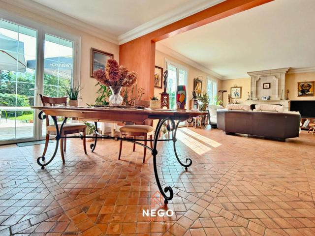 Vente maison 9 pièces Sainte Gemmes sur Loire 49