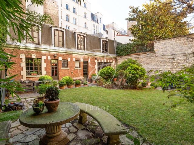 Vente maison 9 pièces Paris 16e 75