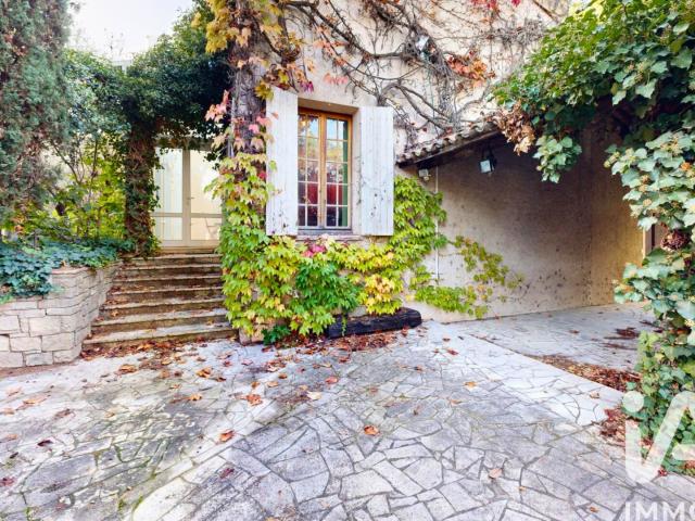 Vente Maison d'architecte 11 pièces 465m² Manosque