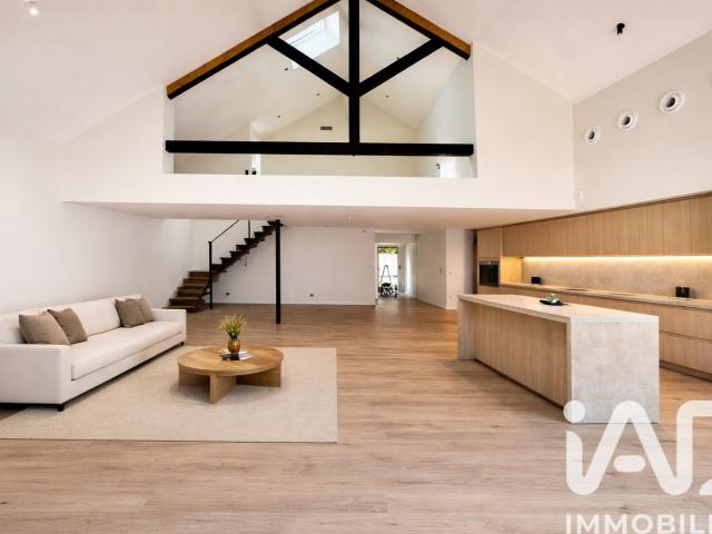 Vente Maison d'architecte 6 pièces 261m² Bègles