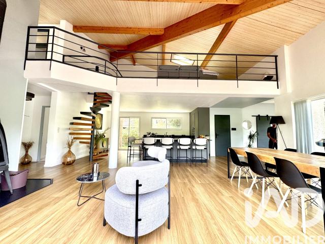 Vente Maison d'architecte 8 pièces 170m² Lacanau