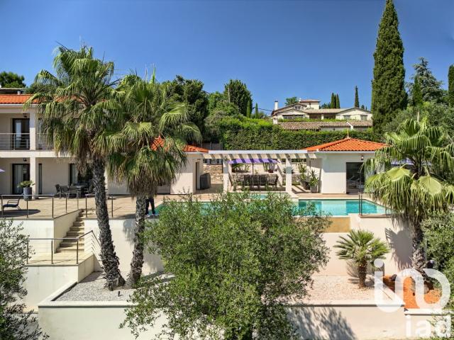 Vente Maison d'architecte 8 pièces 280m² Châteauneuf Grasse