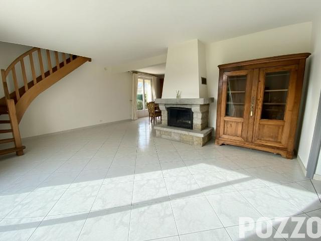 VENTE: maison de 7 pièces 167 m2 à ANCTOVILLE SUR BOSCQ