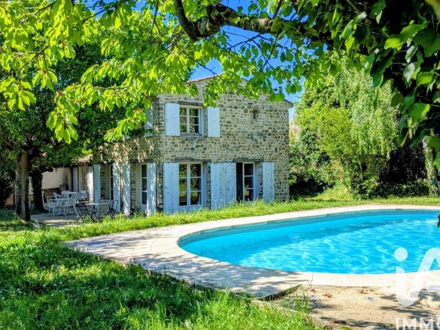 Vente Maison de campagne 6 pièces 152m² La Baume Cornillane