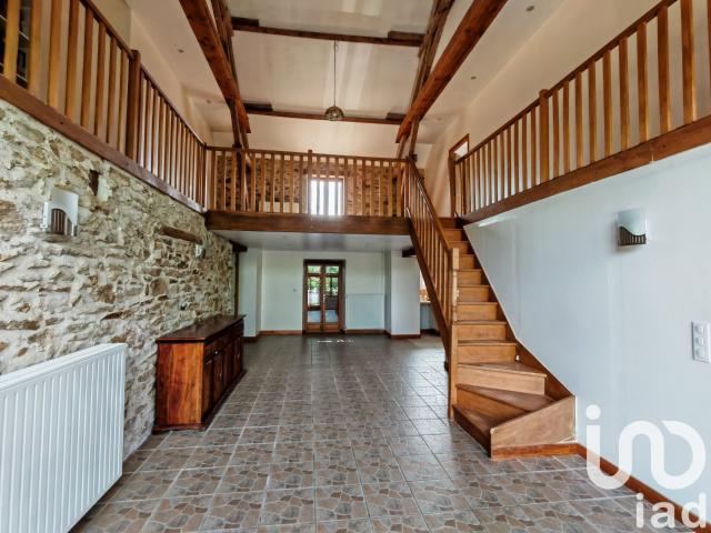 Vente Maison de campagne 8 pièces 287m² Saint Saturnin