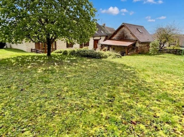 Vente Maison de campagne 9 pièces 190m² Poilly sur Tholon