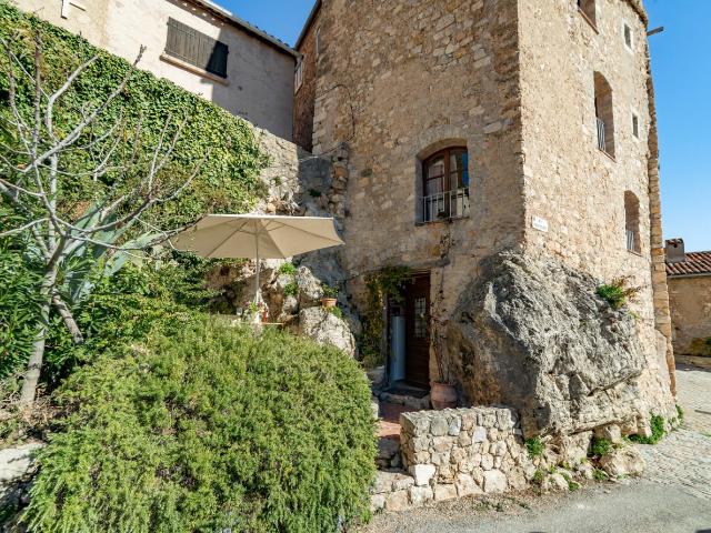 Vente maison de caractère 6 Pièce s 125m² Bargemon