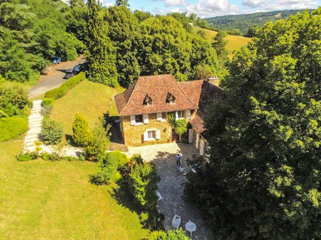 Vente Maison de bourg 10 pièces 301 m2 Figeac