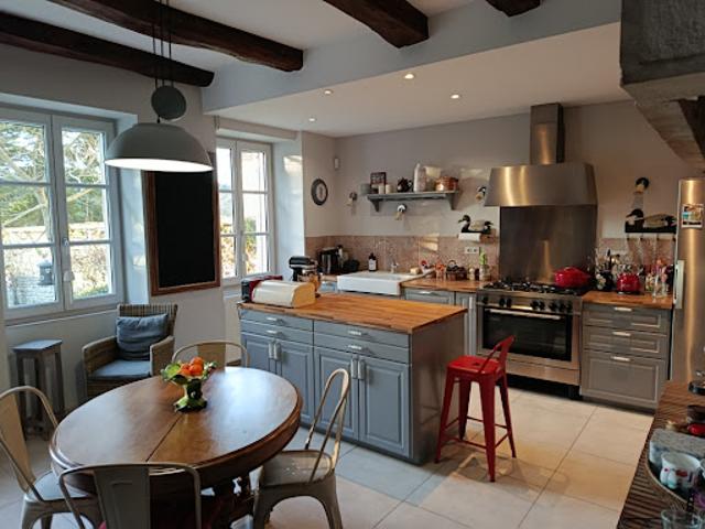 Vente Maison de bourg 14 pièces 390 m2 Dampierre sur Salon