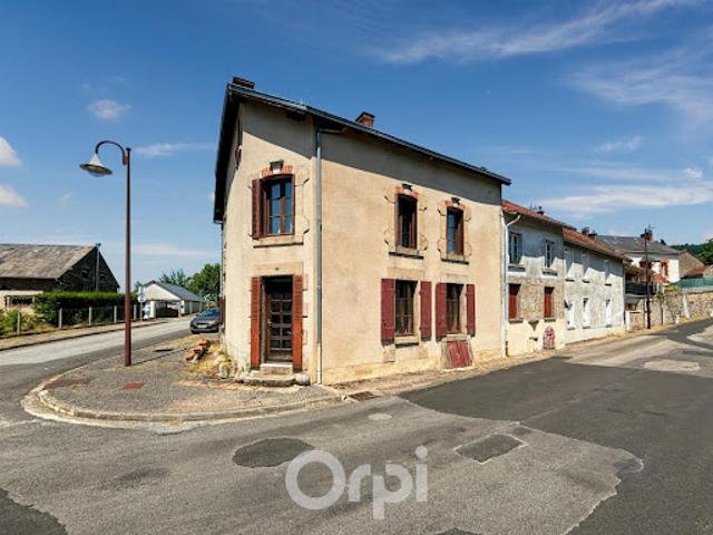 Vente Maison de bourg 6 pièces 114 m2 Saint Sulpice Laurière